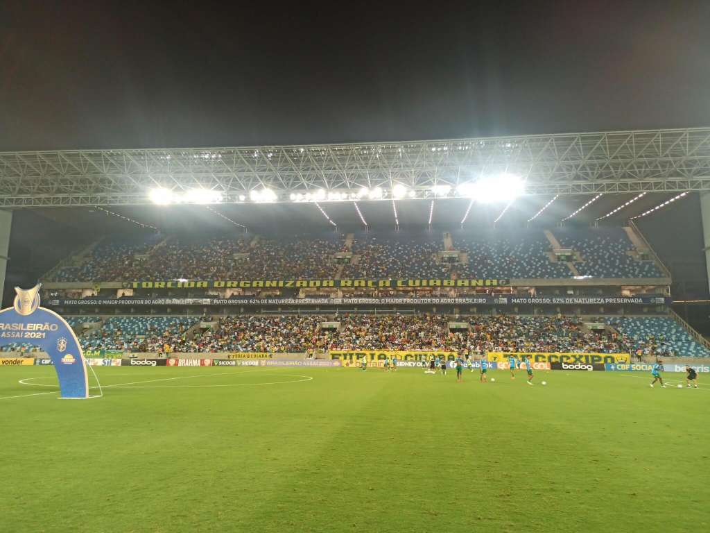 Clube do Brasileirão pode ser punido por permitir presença de torcedores rivais no estádio 2 cuiaba torcida