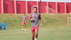 Série B: Ex-Guarani aumenta lista de desfalques do Vila Nova