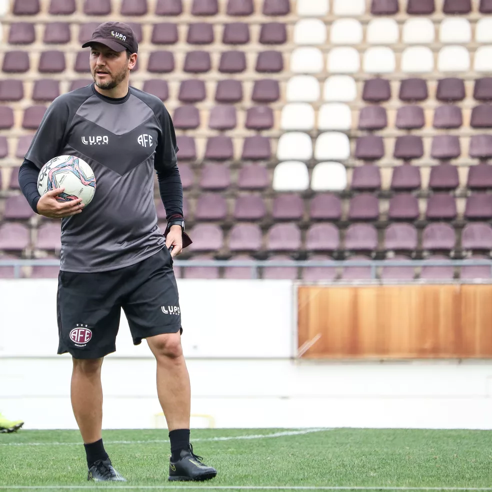 Série D: “Não tem favorito”, diz Elano antes de jogos pelas quartas de final