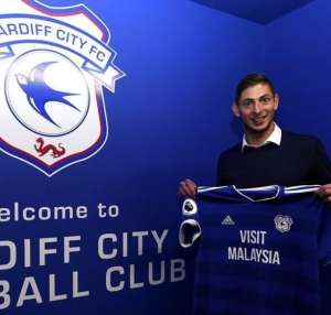 Em Cardiff, começa julgamento pela morte do jogador argentino Emiliano Sala
