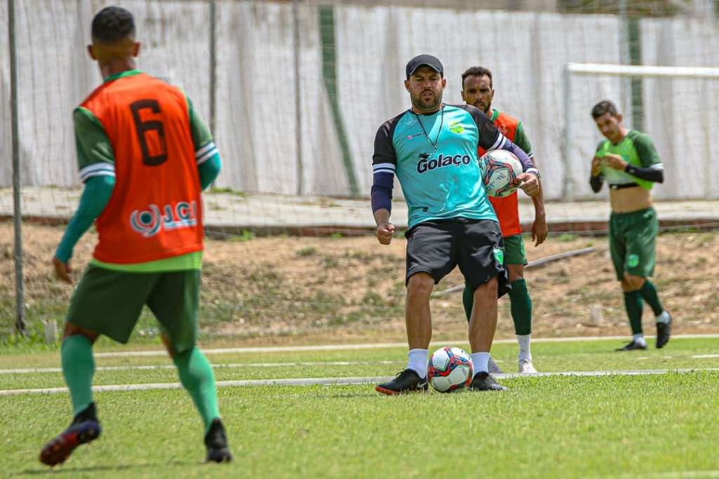 Copa do Nordeste: Floresta-CE treinou no domingo visando duelo contra o Ferroviário-CE