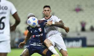 Fortaleza 3 x 0 Athletico-PR - Com início avassalador, Leão domina e assume vice-liderança