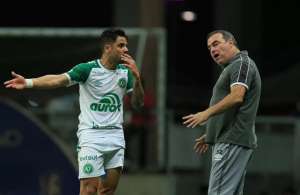Henrique Almeida joga a toalha, e Pintado tenta acreditar: 