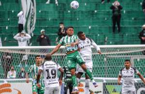Juventude 0 x 0 Ceará - Em jogo nervoso, empate mantém os dois times ameaçados pelo rebaixamento