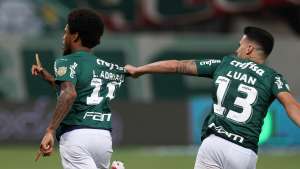 Organizada do Palmeiras exige punição e retratação de Luiz Adriano: 