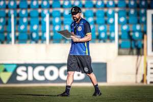 Confiança x Londrina - Para respirar ou afundar na Série B