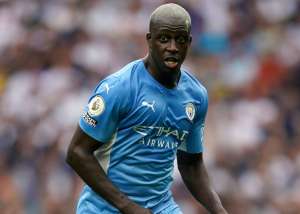 Acusado de estupro, jogador do Manchester City seguirá na prisão até seu julgamento em 2022