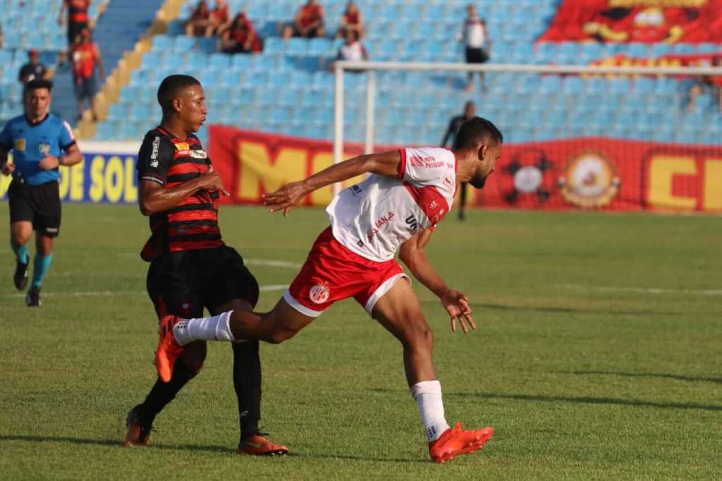 Moto Club-MA 2 x 4 América-RN – Messi Black coloca Mecão nas quartas de final