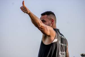 Renato Augusto compara Sylvinho a Tite no Corinthians; Willian vira desfalque
