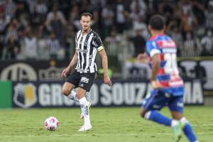 Copa do Brasil: Réver vê vantagem como significativa, mas pede pés no chão no Atlético-MG