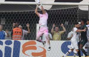 Santos 0 x 2 América-MG - Nem torcida impediu mística de técnico novo no Coelho