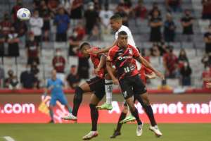 Athletico 0 x 1 Santos - Peixe encaixa a segunda vitória seguida, se distancia do Z4 e complica o Furacão