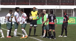 Com expulsão aplaudida, jogo que teve agressão a árbitro termina com vitória do Guarani-RS