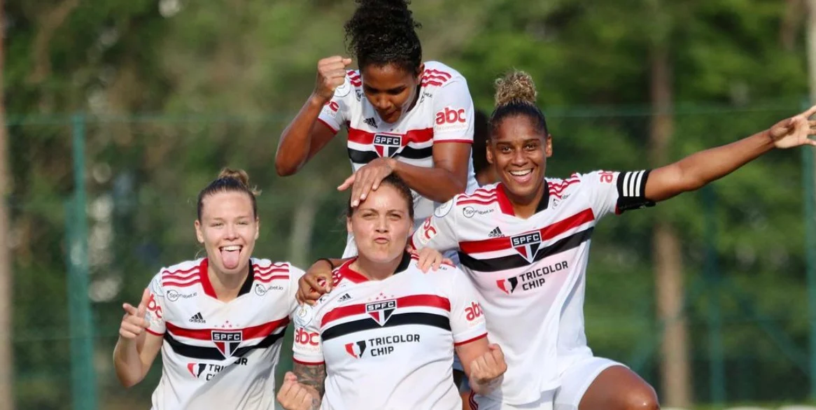 PAULISTA FEMININO: Corinthians e São Paulo garantem vaga nas semifinais