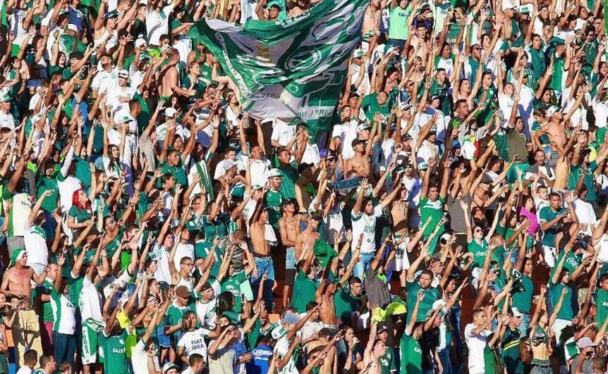 torcida goias estadio