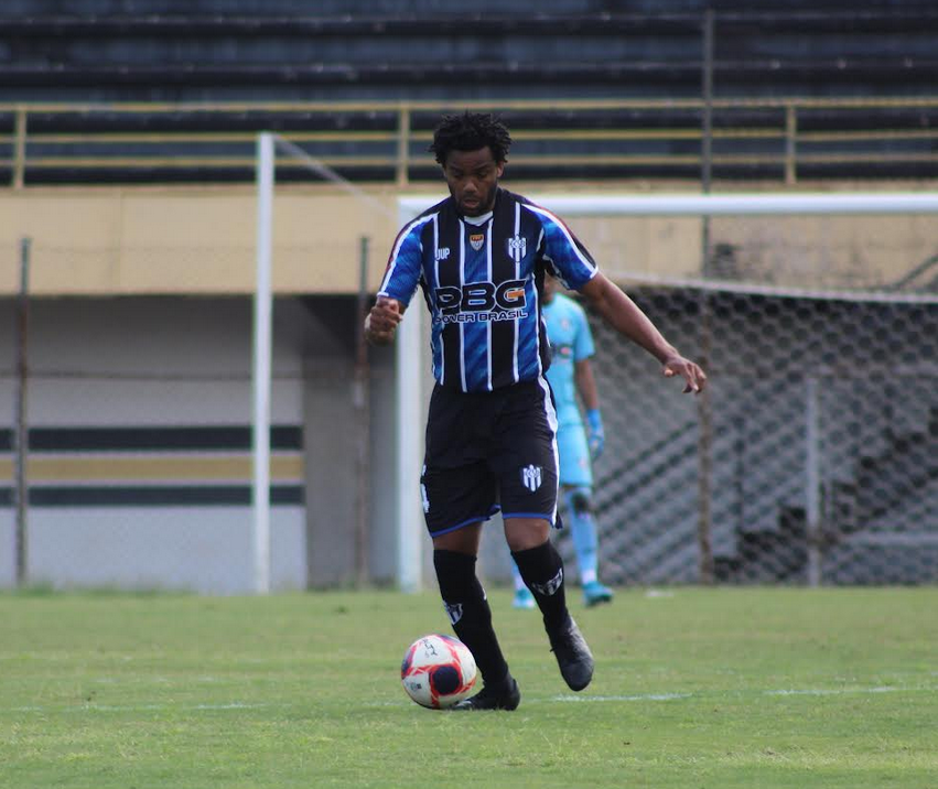 Copa Paulista: Experiente, zagueiro Vinícius coloca correção de erros como primordial ao EC São Bernardo