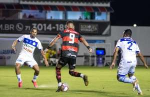 Vitória 0 x 1 Confiança - Leão só escapa com um milagre