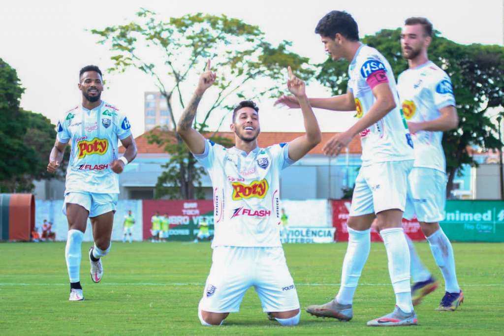 Copa Paulista: Técnico destaca equilíbrio do Votuporanguense após classificação antecipada