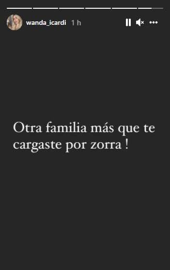 Após trair ex-Vasco, Wanda Nara dá a entender que "levou chifre" de jogador do PSG 2 wanda nara