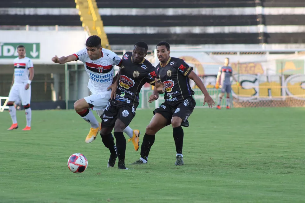 Copa Paulista: Técnico do Comercial fica na bronca com arbitragem do Come-Fogo: “Não teve jogo”