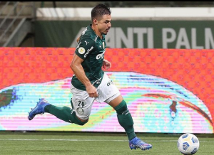 Willian festeja marca de 250 jogos pelo Palmeiras: 'Privilegiado e orgulhoso'