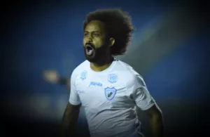 Série B: Celsinho fala sobre decisão de STJD de devolver pontos ao Brusque após racismo: 