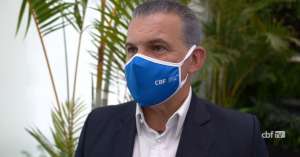 Árbitro do histórico 7 a 1 do Corinthians, afirma que Santos entregou o jogo para derrubar técnico: 