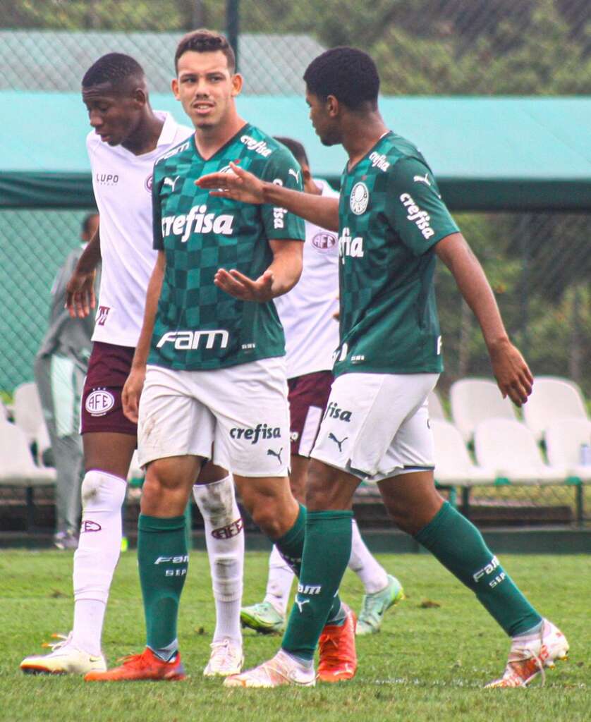 PAULISTA SUB 17: Ponte Preta goleia e se isola na liderança; Palmeiras, São Paulo e Corinthians também vencem