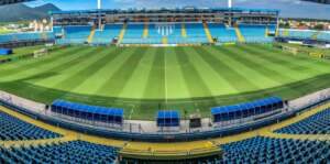 Série B: Avaí e FCF abrem conversa com Governo de SC para liberar 100% de público no 'jogo do acesso'