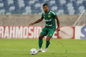 Cuiabá corre contra o tempo e tenta recuperar lesionados para jogo contra o Corinthians