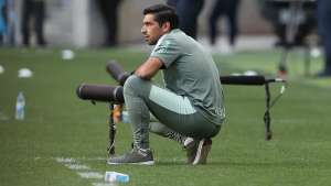 Abel Ferreira aponta poderio do Palmeiras: 'Com todo elenco, somos muito fortes'