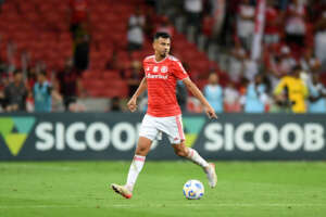 Rodrigo Lindoso lamenta 'bobeira' do Inter e projeta recuperar pontos contra o Fluminense