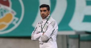 Com bolas paradas e elenco completo, Palmeiras encerra preparação para clássico