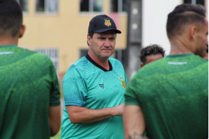 Série B: Brigatti começa a montar o time titular do Sampaio Corrêa para encarar o Vila Nova; Ingressos começam a ser vendidos