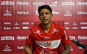 Série B: Zagueiro do CRB pega dois jogos de suspensão por expulsão contra Botafogo