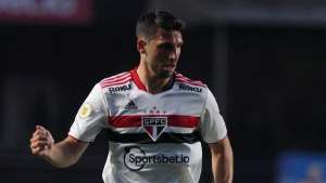 Argentino treina e pode reforçar o São Paulo contra o Bahia