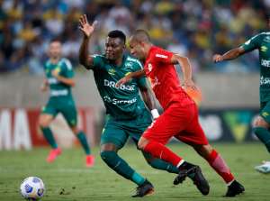 Cuiabá 1 x 0 RB Bragantino - Dourado vence com gol no último lance e respira no Brasileirão