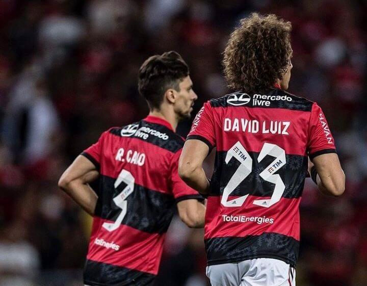 Carioca: Zagueiro do Flamengo é internado com inflamação em joelho recém-operado