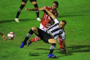 Série B: Livre da degola, Vila Nova renovação com dois jogadores