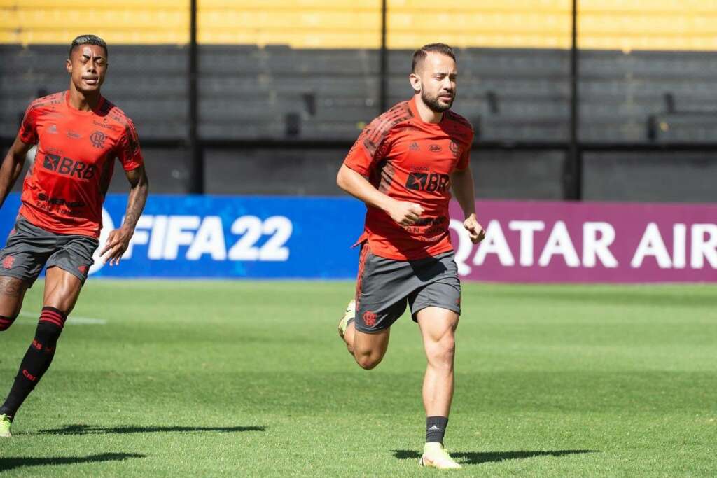 Everton ribeiro 1