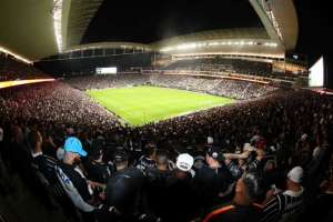 Volta de público na Neo Química Arena dá 100% de aproveitamento ao Corinthians