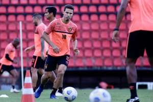 De olho na reabilitação após três derrotas, Sport tem desfalque de camisa 10 para duelo nordestino