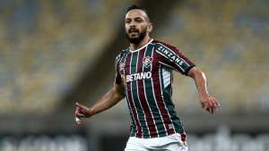 Volante do Fluminense avalia derrota para o Grêmio, mas já foca na reabilitação: 'Não temos tempo para lamentar'