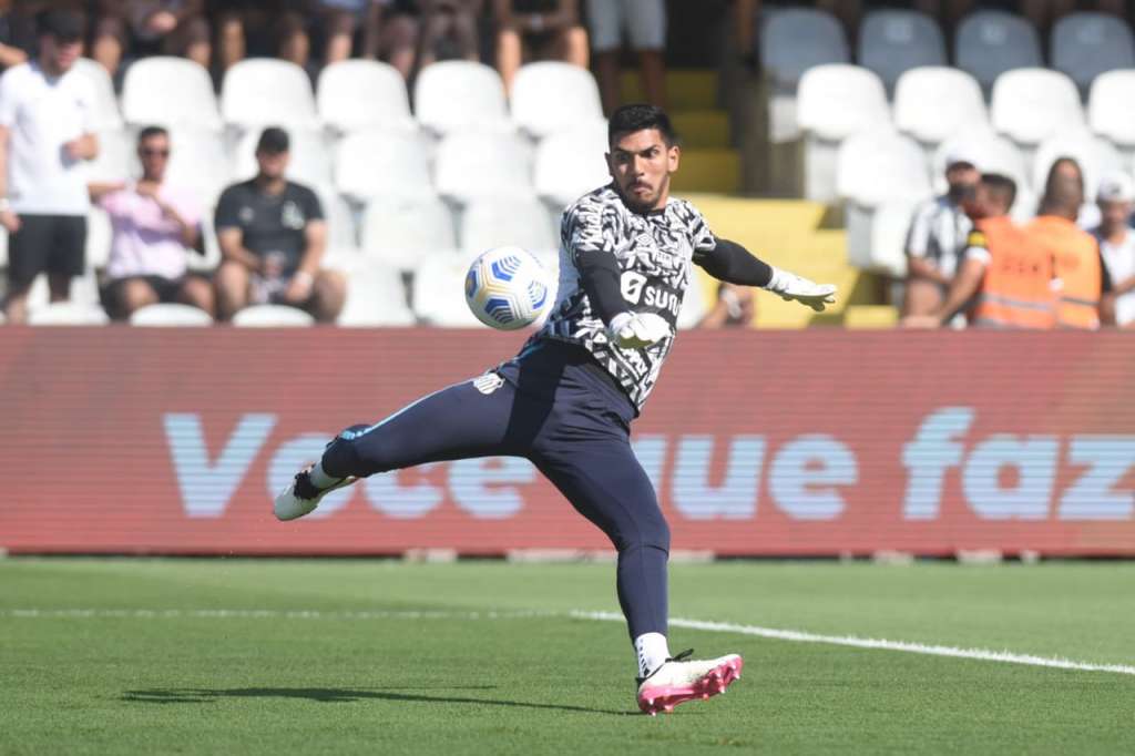 João Paulo desabafa após revés do Santos na Vila: ‘Temos de fazer a nossa parte’