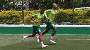Poupados no clássico, Felipe Melo, Jorge e Renan voltam a treinar pelo Palmeiras