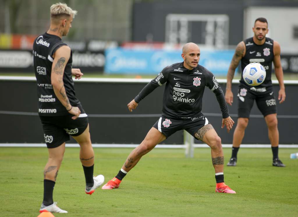 Atlético-MG x Corinthians marca duelo entre defesas menos vazadas do Brasileirão