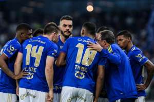 Cruzeiro 2 x 0 Brusque - No embalo da torcida, Raposa se distancia do perigo na Série B