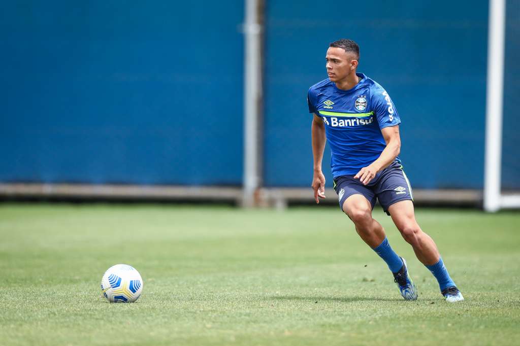 Grêmio perde Douglas Costa e tem dúvidas no meio-campo para duelo decisivo contra o rebaixamento