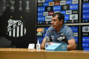 Carille, hoje no Santos, prevê clássico empolgante em seu reencontro com a torcida do Corinthians