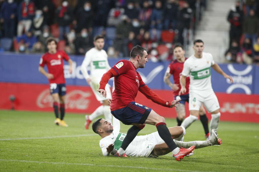 ESPANHOL: Osasuna e Elche empatam no complemento da rodada